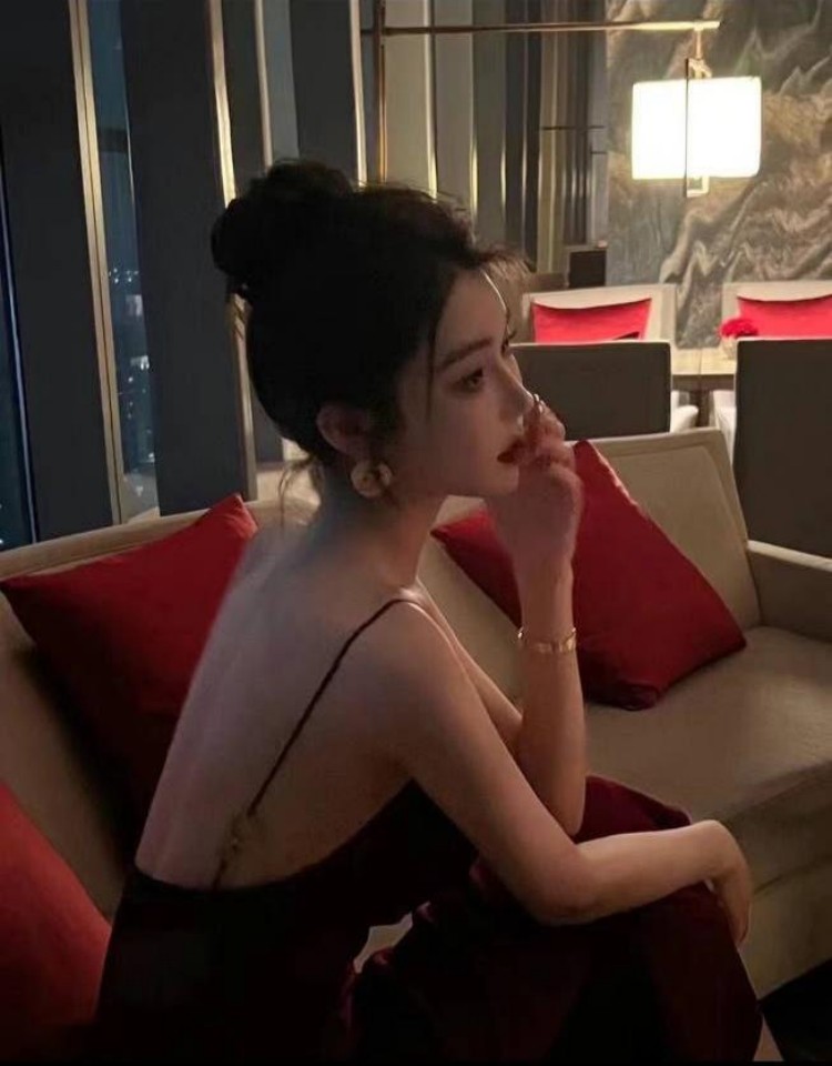 三年在线观看免费大全哔哩哔哩,免费观看高清视频